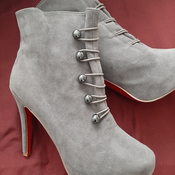 Christian Louboutins - Picture 1 of 4